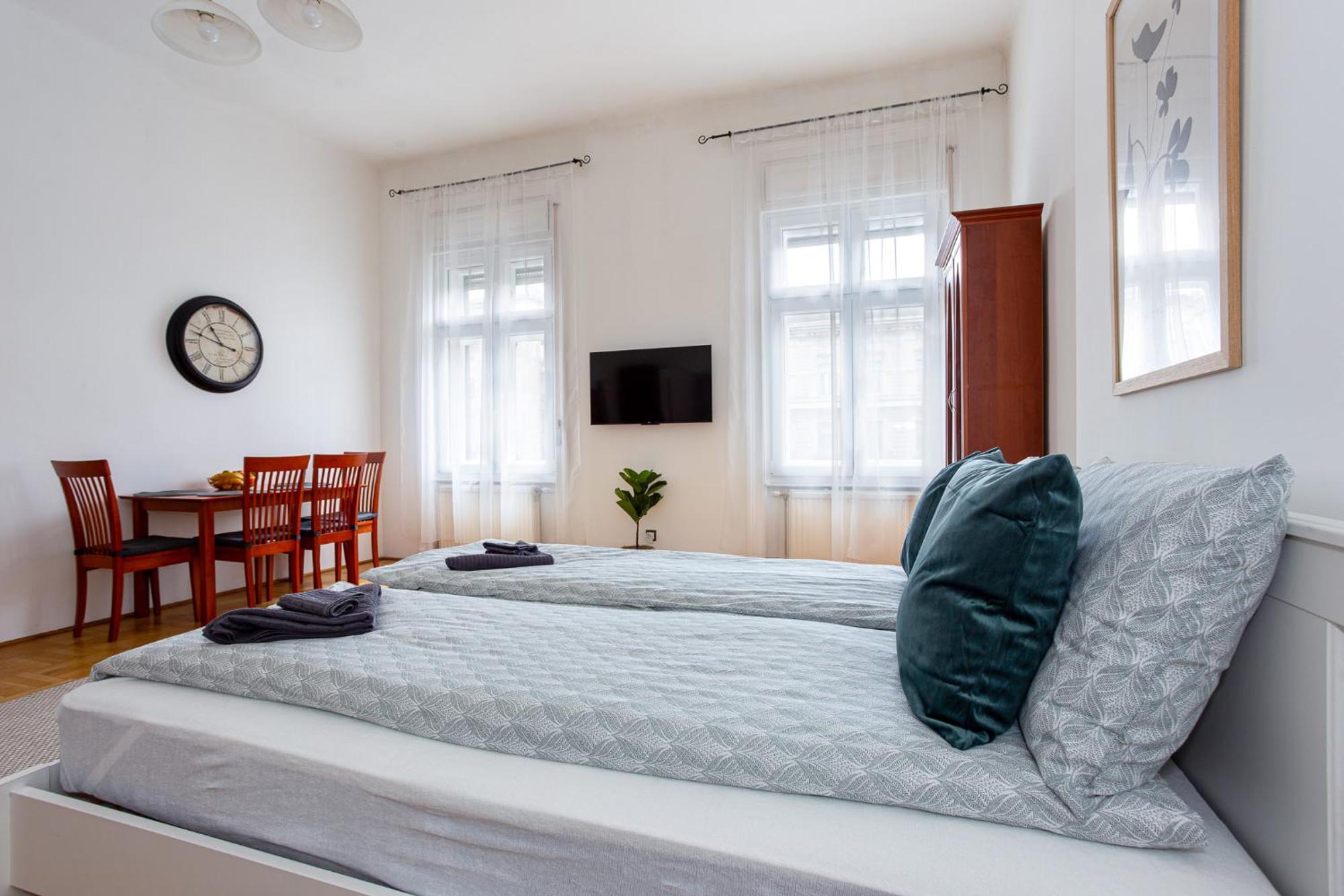 Urania Apartments Budapest Exterior foto